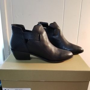 Dr. Scholls Jonet Black Ankle Boots 7.5